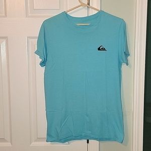 Mens M quicksilver t shirt